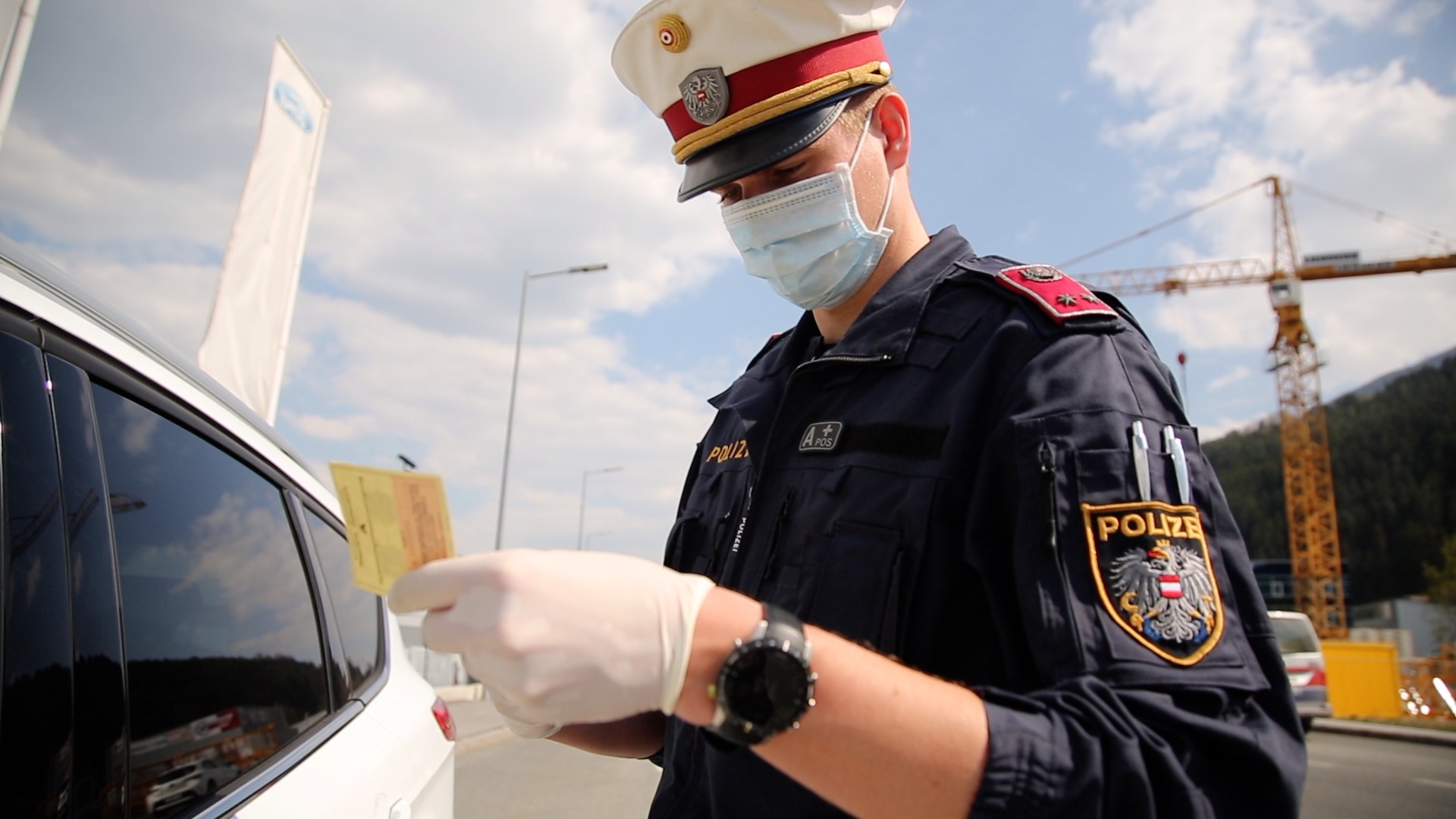 Corona-Kontrollen der Polizei - Tirol TODAY | Tirol TV